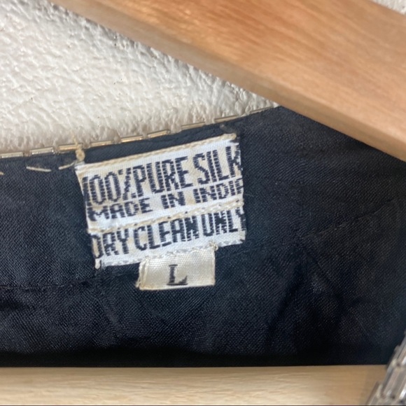 Vintage Silk Beaded Jacket Black and Silver Size Large - Picture 5 of 8